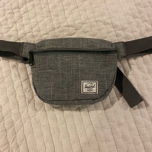 Herschel Fifteen Waist pack. Gently used. Gray.